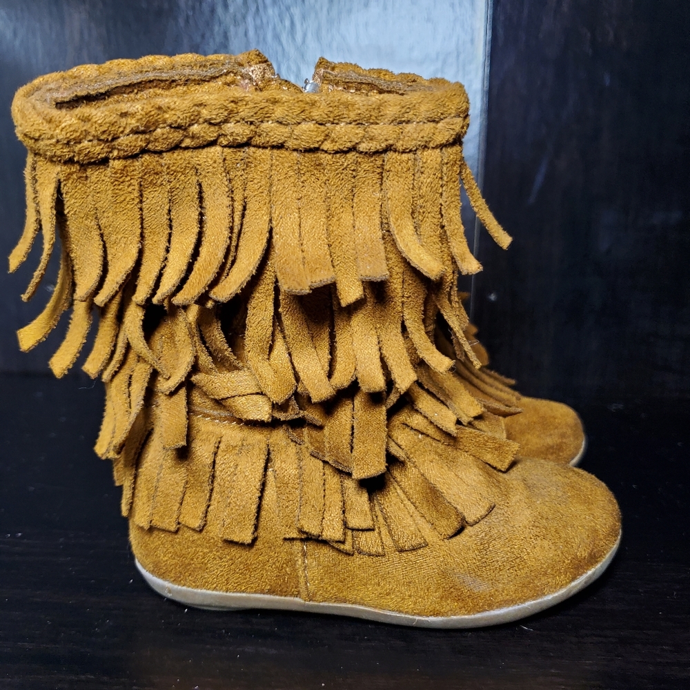Jumping Beans Moccasin Style Boots Size 5